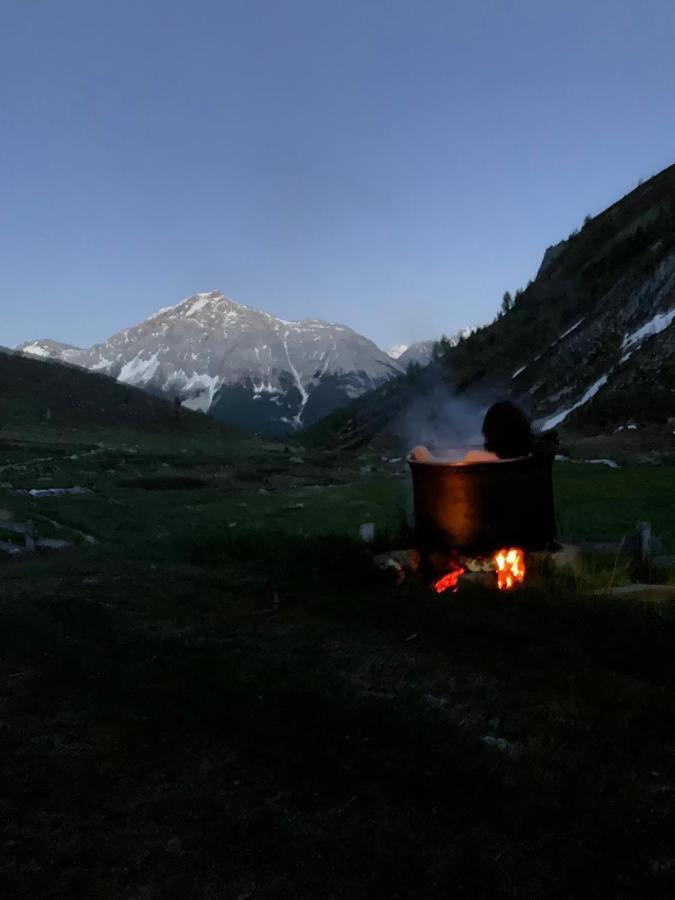 Alp Es-Cha Dadour Bed & Breakfast Madulain Dış mekan fotoğraf